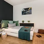 Apart-hotel Smartments Prenzlauer Berg 4*