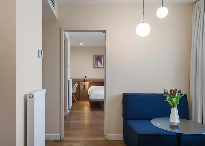 Smartments Prenzlauer Berg 4*