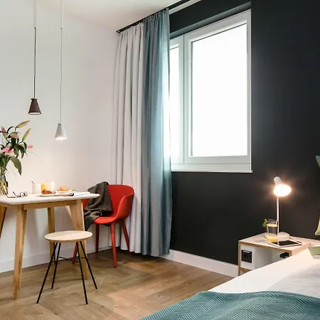 Smartments Prenzlauer Berg 4*